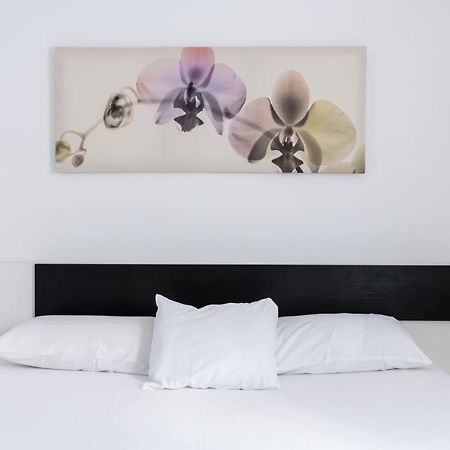 Holi-Rent Procurador Apartment Seville Exterior photo
