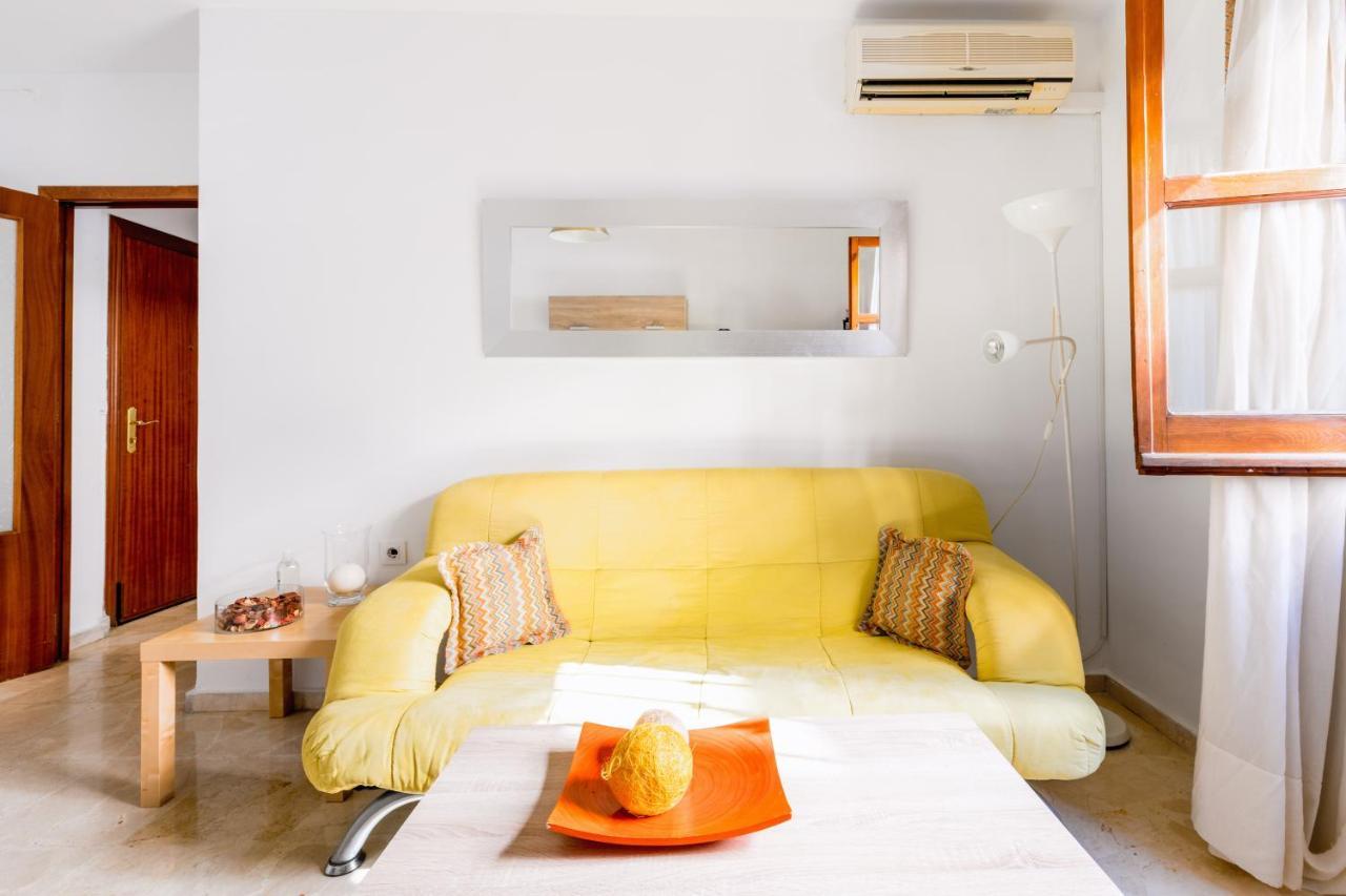 Holi-Rent Procurador Apartment Seville Exterior photo