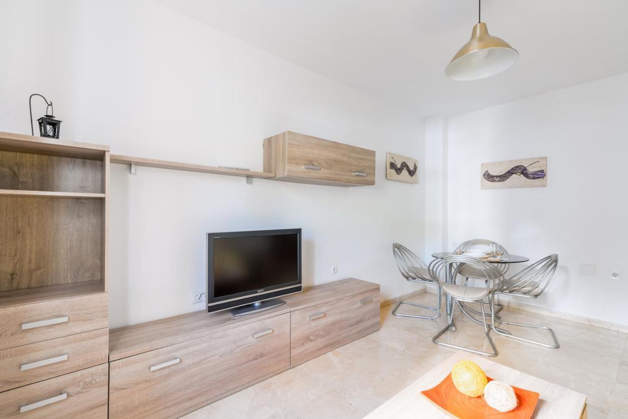 Holi-Rent Procurador Apartment Seville Exterior photo