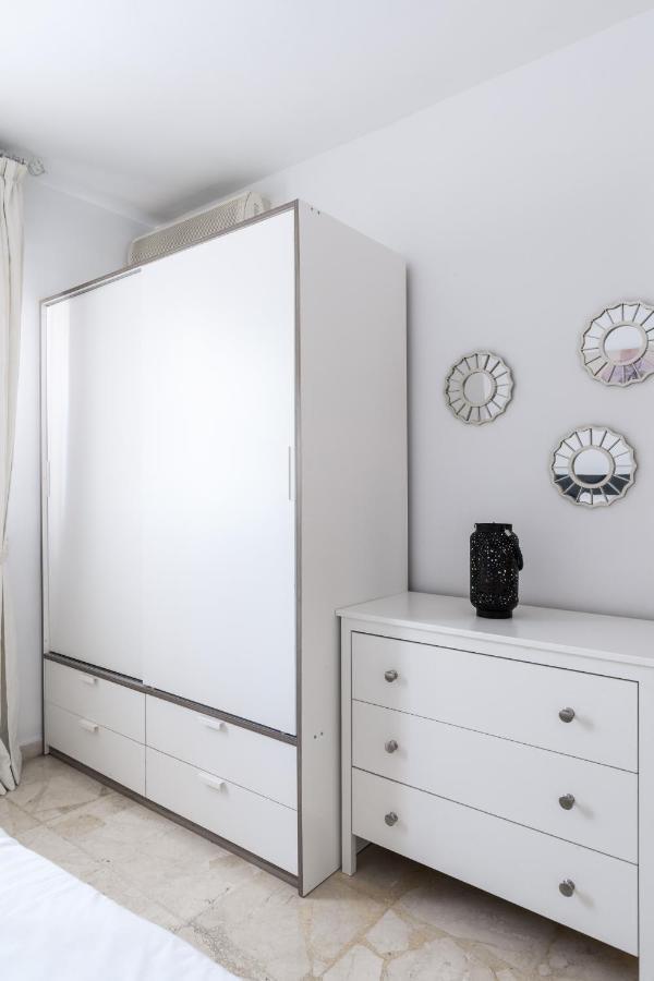 Holi-Rent Procurador Apartment Seville Exterior photo